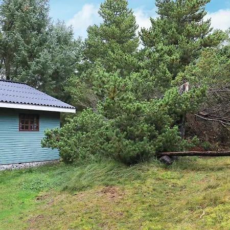 Three-bedroom Holiday In 1 Vejers Strand