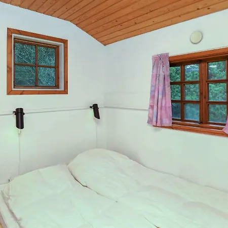 Three-bedroom Holiday In 1 בית נופש ויירס סטרנד