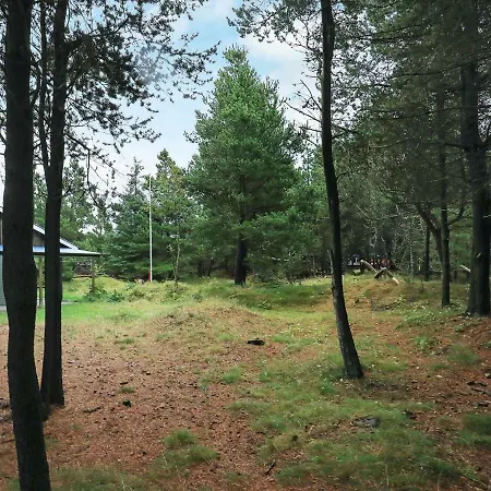 Holiday home Three-bedroom Holiday In 1 *