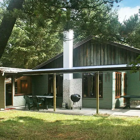 Three-bedroom Holiday In 1 * ויירס סטרנד